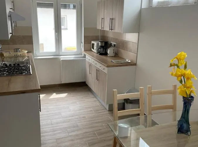 Pingvin Cukraszda Lejlighed Balatonmáriafürdő